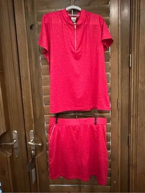 DUNNING GOLF Short Sleeve Zip-Neck Top & Matching Skort Set in Hot Pink- NWOT